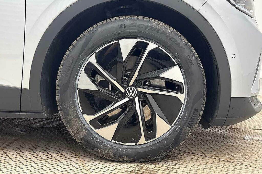 Volkswagen ID.4 210Kw Match Pro 77Kwh Silver #5