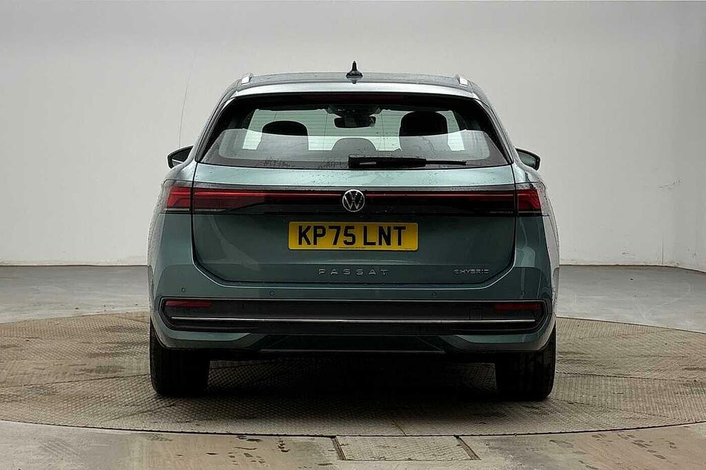 Volkswagen Passat 1.5 Etsi Elegance Dsg GF25MKM White #8