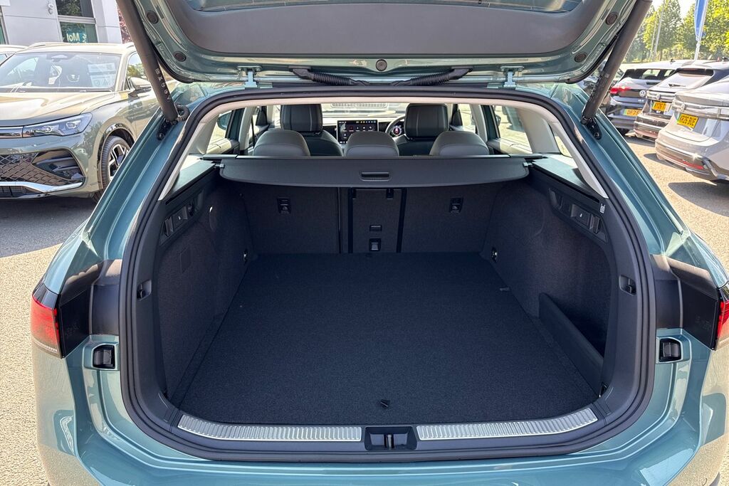 Volkswagen Passat 1.5 Tsi Ehybrid 204 Ps Life Dsg Vat Qualifyin Green #6
