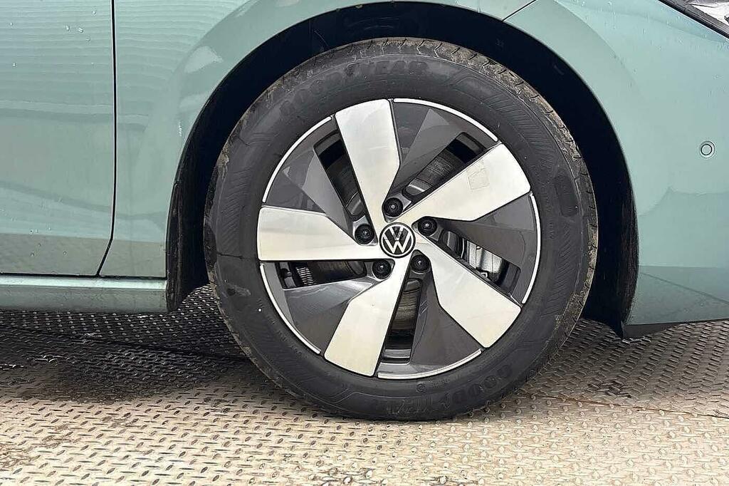 Volkswagen Passat 1.5 Tsi Ehybrid Life Dsg Vat Qualifying, Deli Green #5