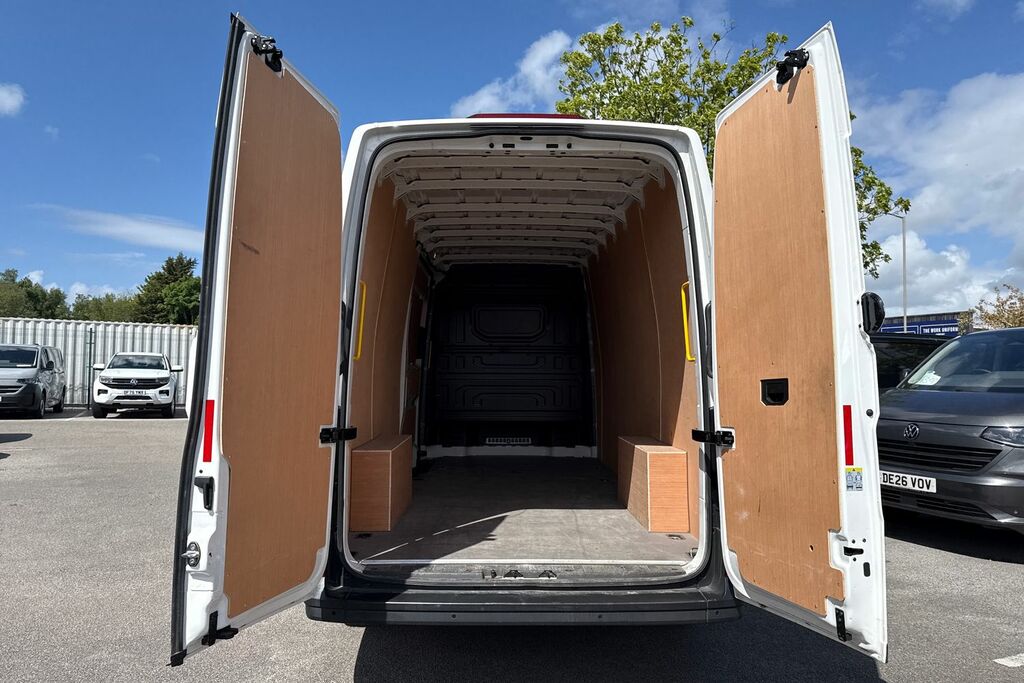 Volkswagen Crafter 2.0 Tdi 140Ps Commerce Plus High Roof Van White #6