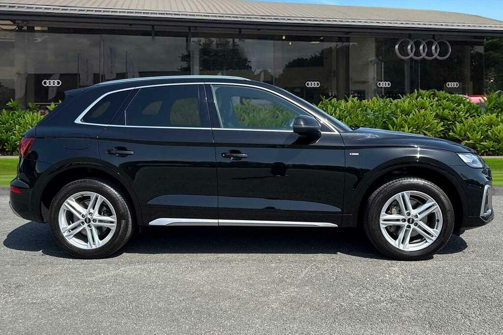 Audi Q5 40 Tdi Quattro S Line S Tronic Black #4