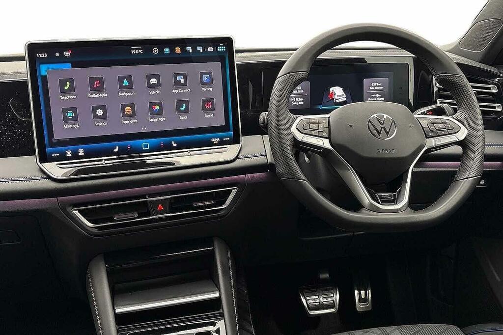 Volkswagen Tiguan 2.0 Tdi R-line Dsg Grey #2