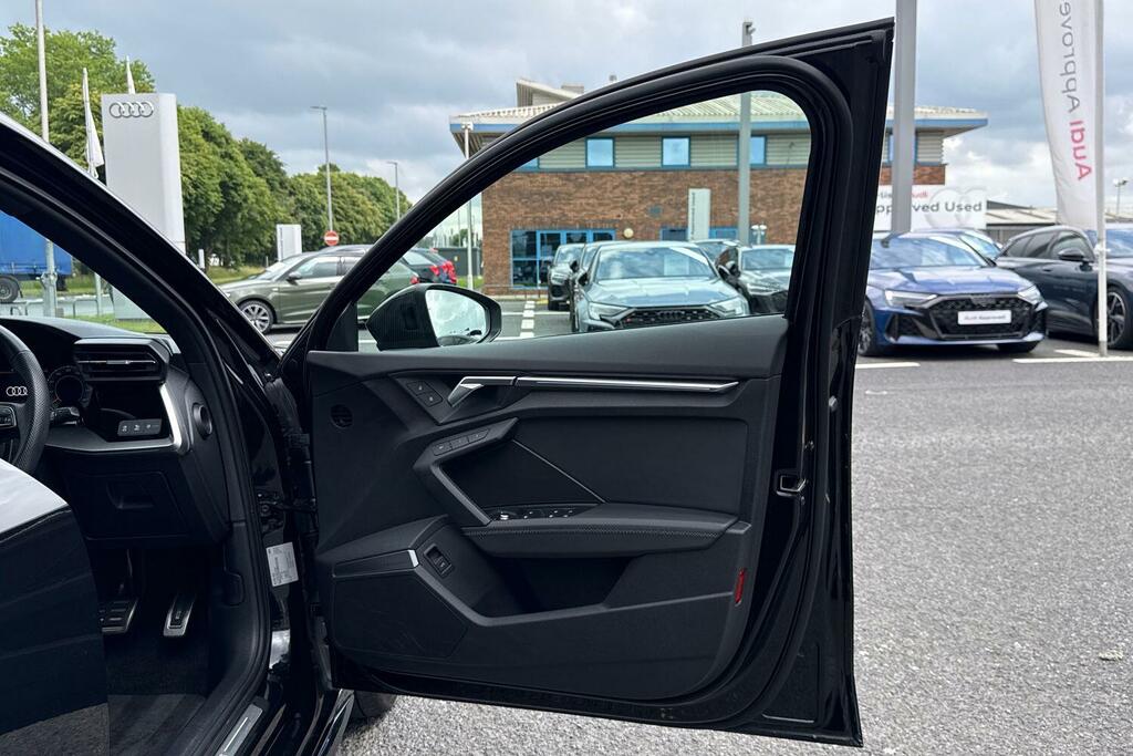 Audi S3 Tfsi Black Edition Quattro S Tronic Black #41