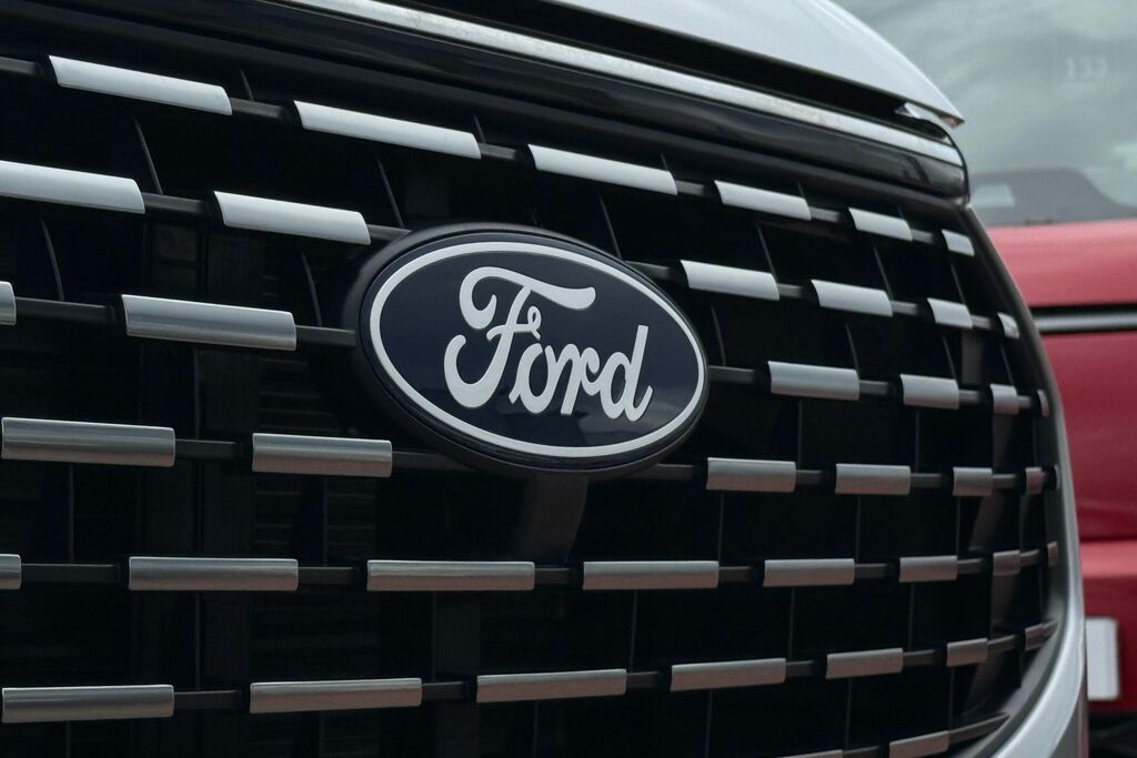 Ford Tourneo Custom 2.0 320 Ecoblue Titanium Luxe L2 Euro 6 Ss Blue #31