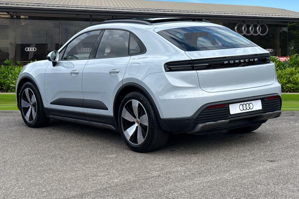 Porsche Macan 100Kwh 4 4Wd Grey #2