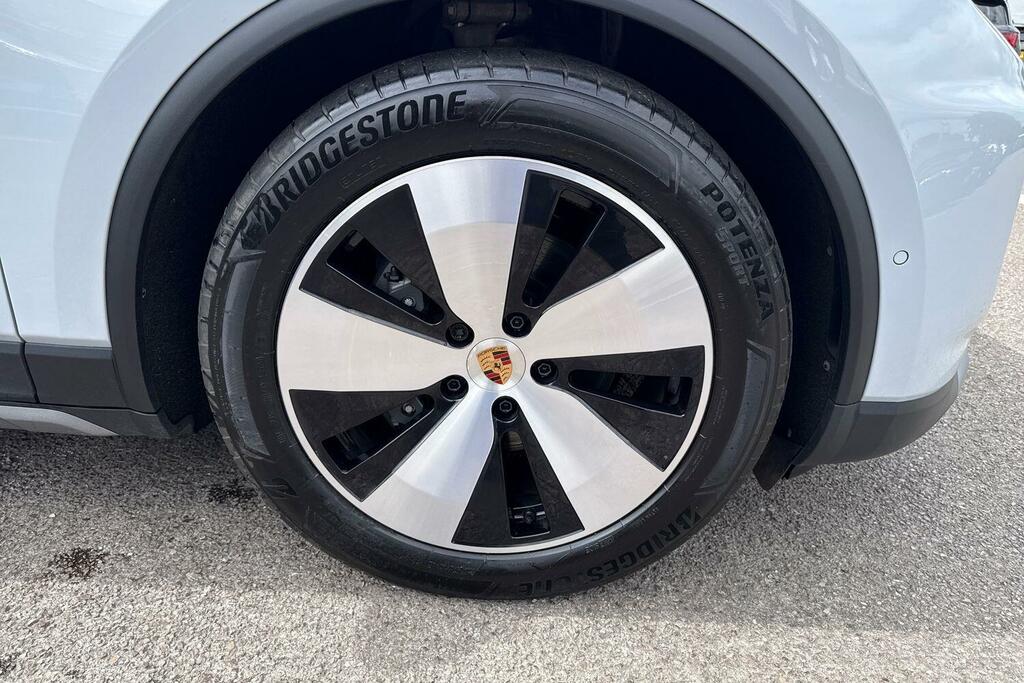 Porsche Macan 100Kwh 4 4Wd Grey #6