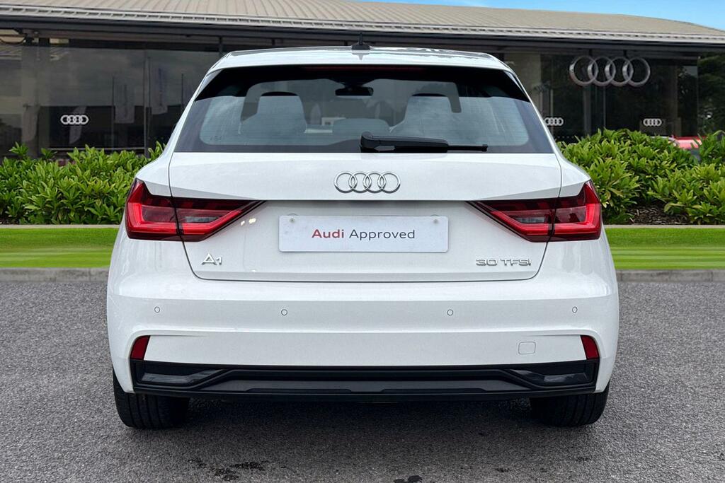 Audi A1 Sport 30 Tfsi 116 Ps 6-Speed MV70YDM White #4