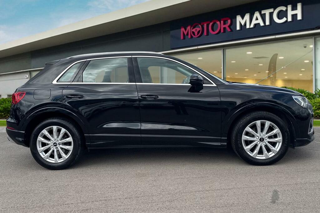 Audi Q3 2.0 Tdi 35 Sport S Tronic Euro 6 Ss MK71FEH Black #3