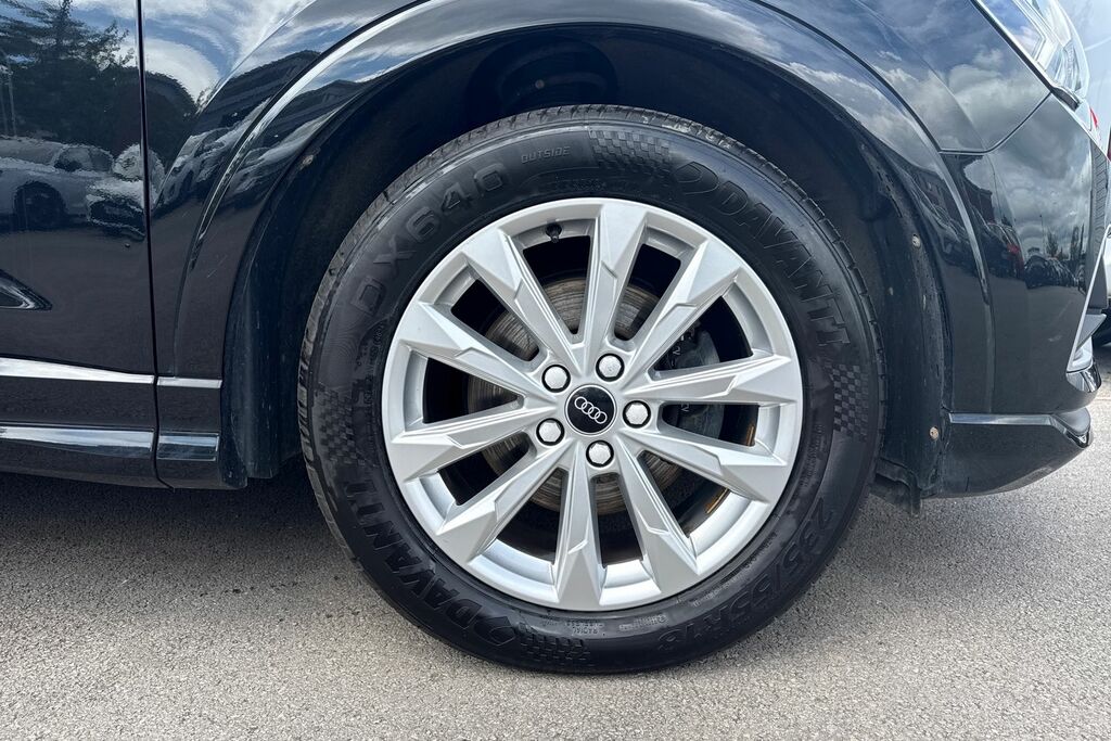 Audi Q3 2.0 Tdi 35 Sport S Tronic Euro 6 Ss MK71FEH Black #6