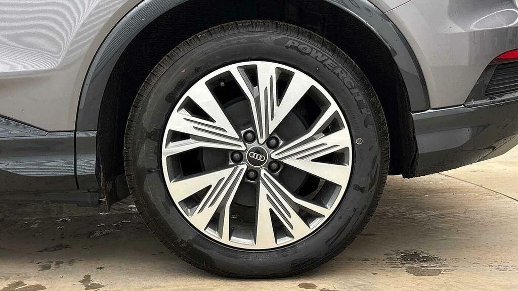 Audi Q4 E Tron Q4 Sport 40 E-tron 150,00 Kw Grey #5
