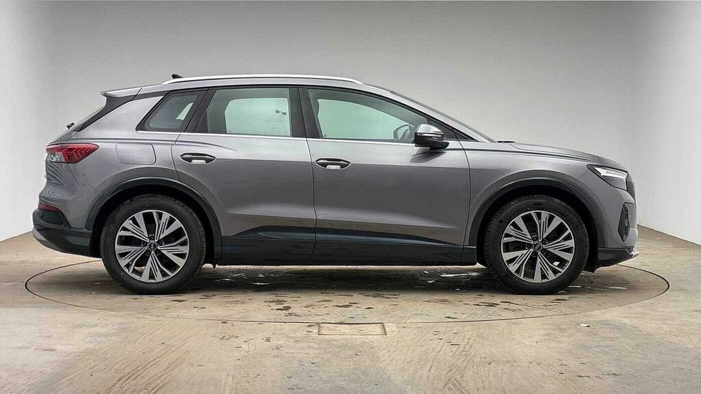 Audi Q4 E Tron Q4 Sport 40 E-tron 150,00 Kw Grey #4