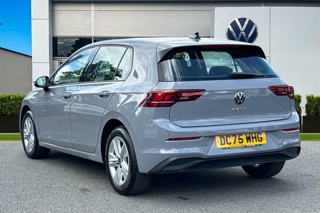 Volkswagen Golf 1.5 Tsi Life DC75WHG Grey #2