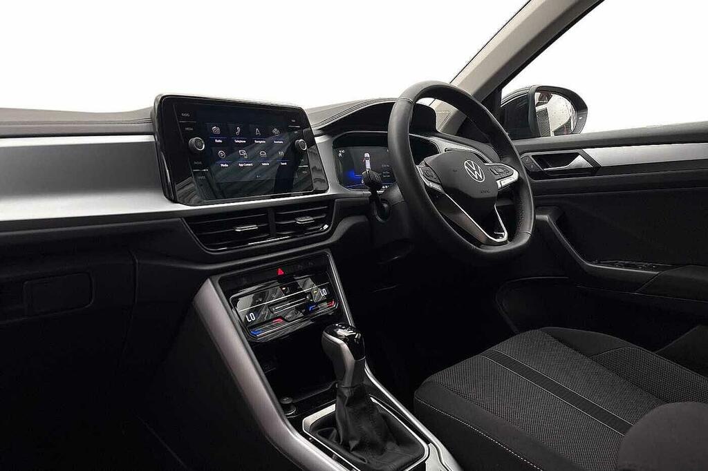 Volkswagen T-Roc 1.5 Tsi Match Dsg Black #2