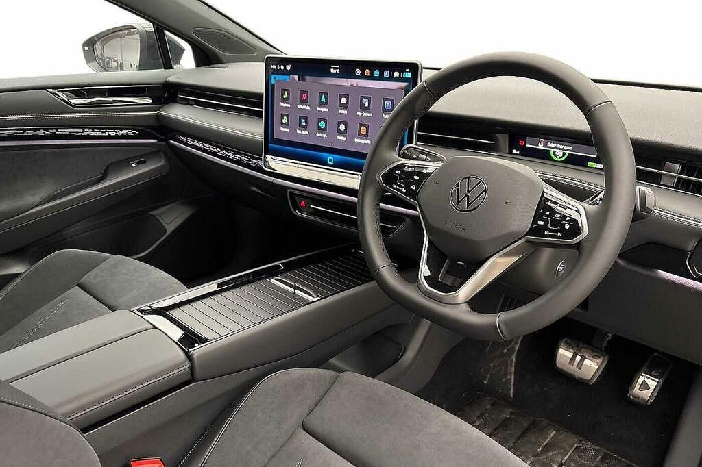 Volkswagen ID.7 210Kw Match Pro Plus 77Kwh Black #6