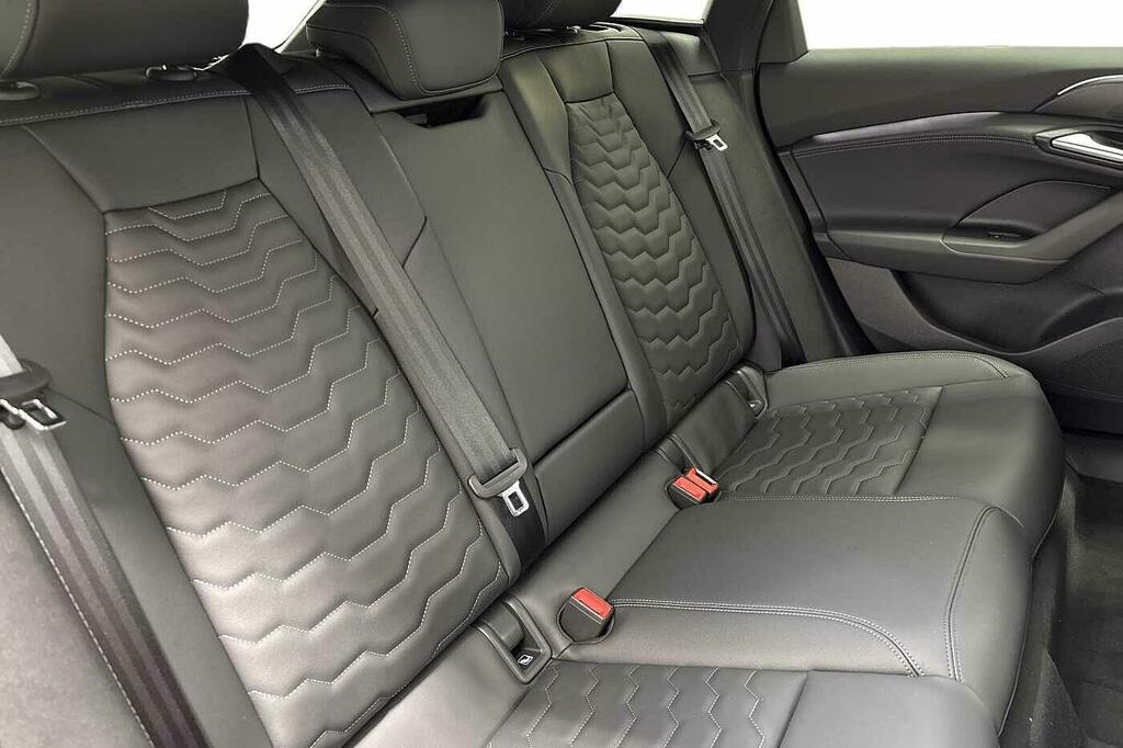 Audi A6 E-tron Avant 100Kwh Launch Edition Estate 36 Black #9