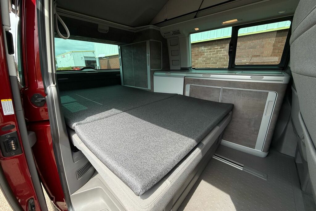 Volkswagen California Mpv Grey #50