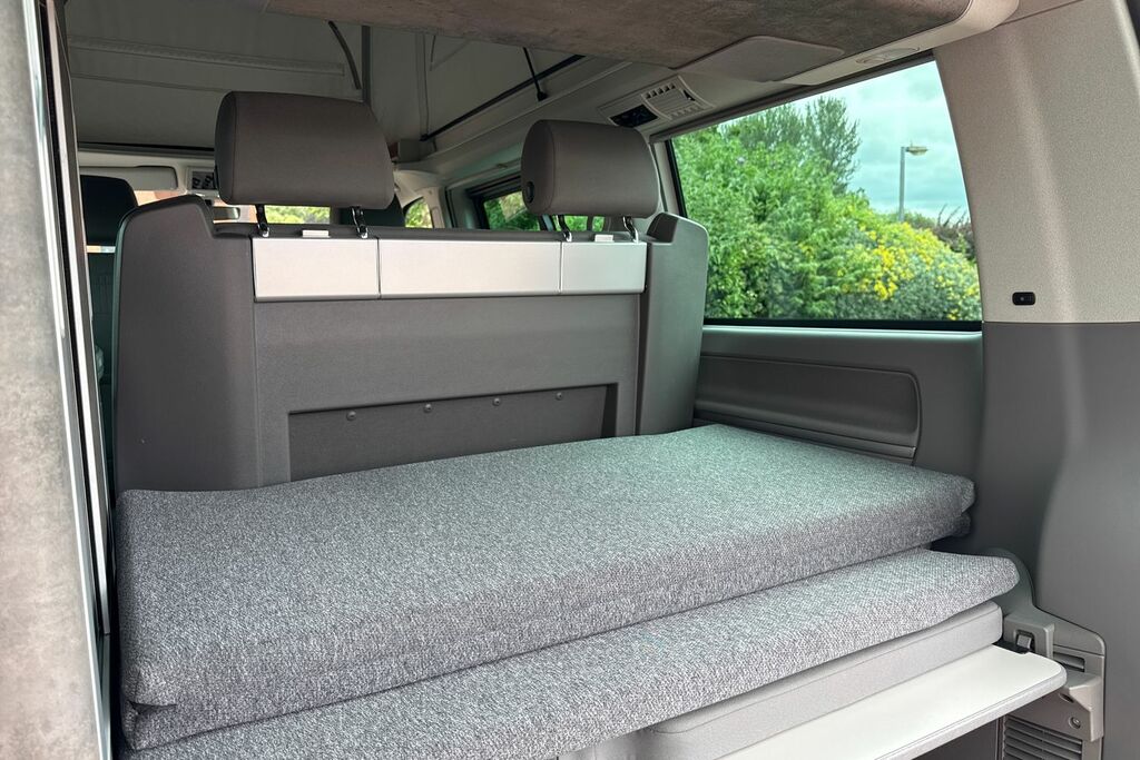 Volkswagen California Mpv Grey #44