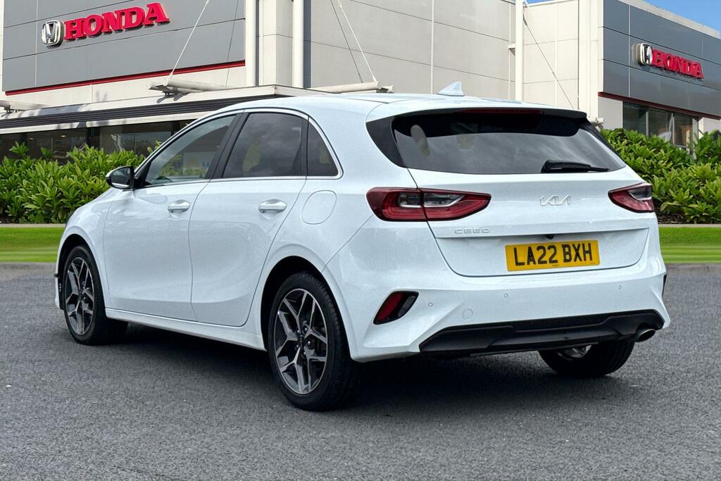 Kia Ceed 1.5 T-gdi 3 Euro 6 Ss White #2