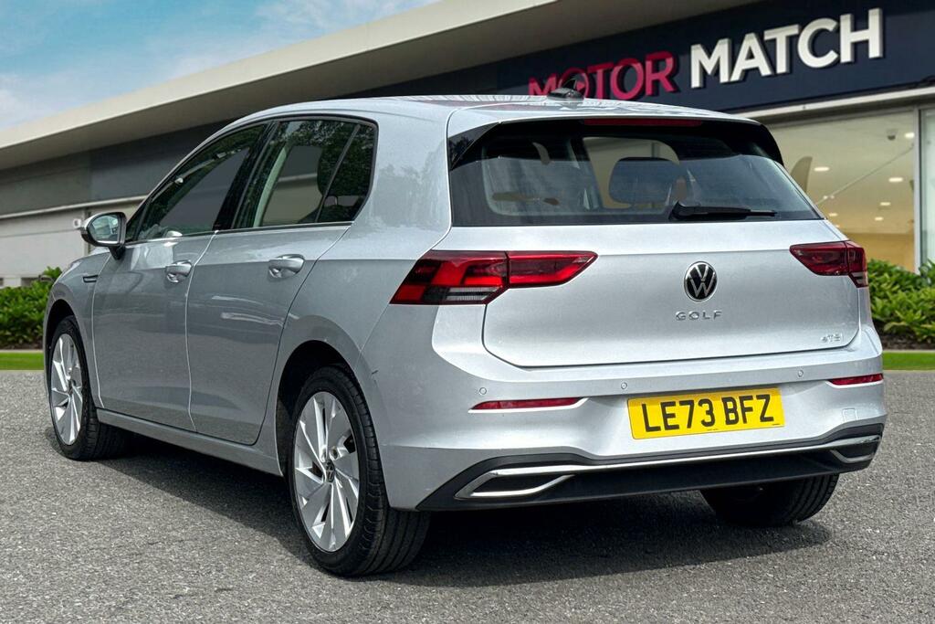 Volkswagen Golf 1.5 Etsi Mhev Style Dsg Euro 6 Ss LE73BFZ Silver #2