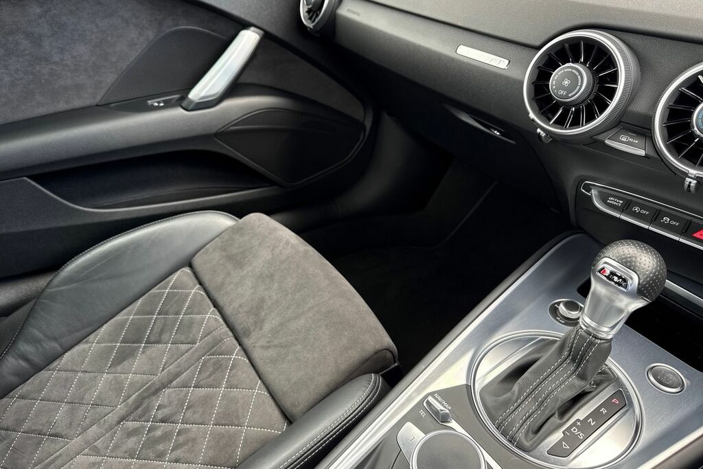 Audi TT Tfsi S Line Black Edition Black #19