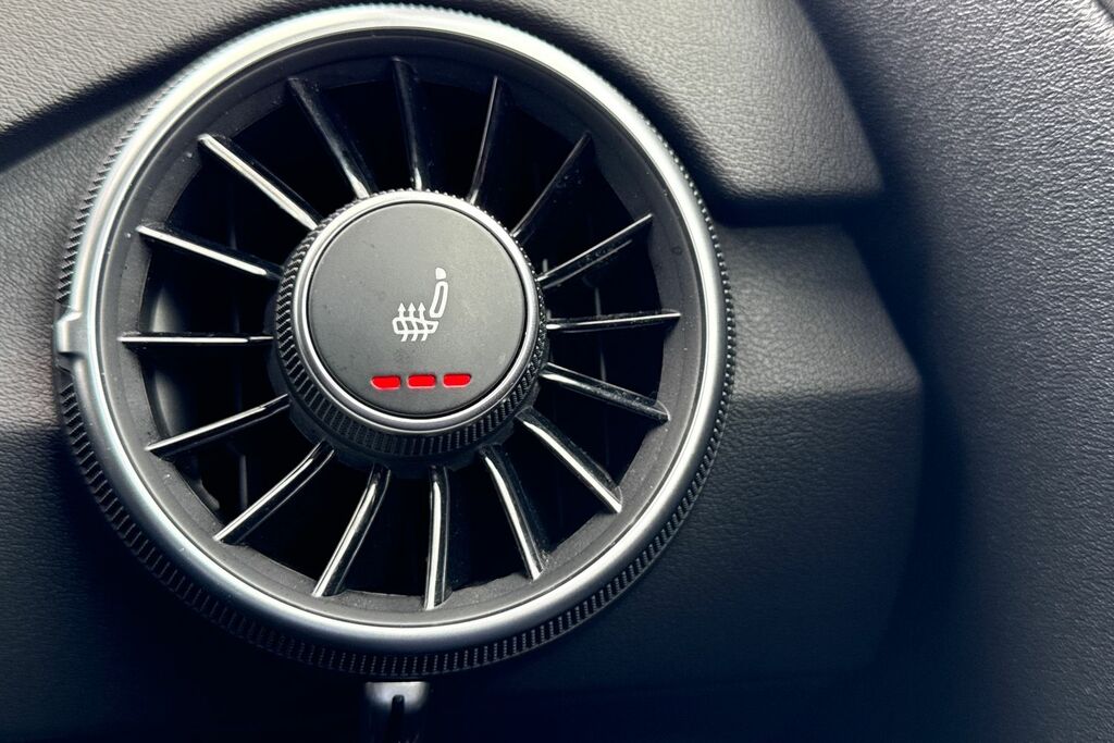 Audi TT Tfsi S Line Black Edition Black #42