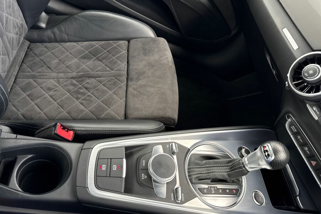 Audi TT Tfsi S Line Black Edition Black #44