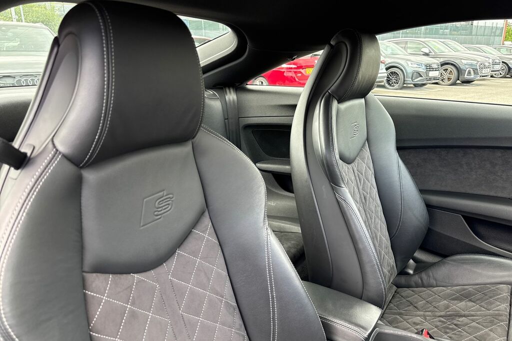 Audi TT Tfsi S Line Black Edition Black #23