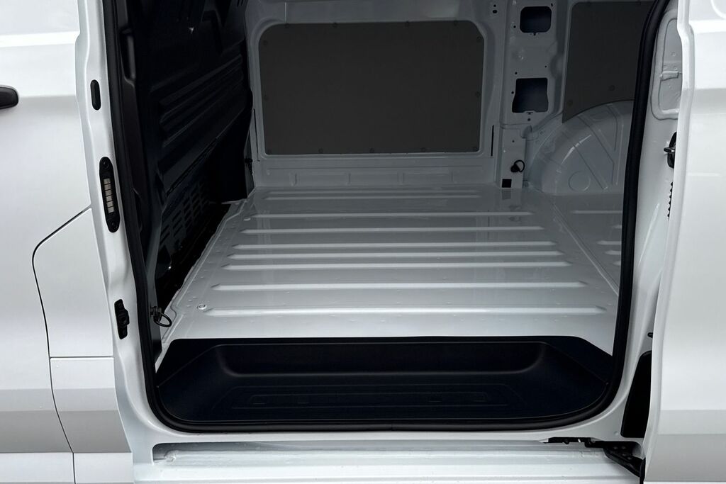 Volkswagen E-Transporter 100Kw 65Kwh Commerce Plus Van White #48
