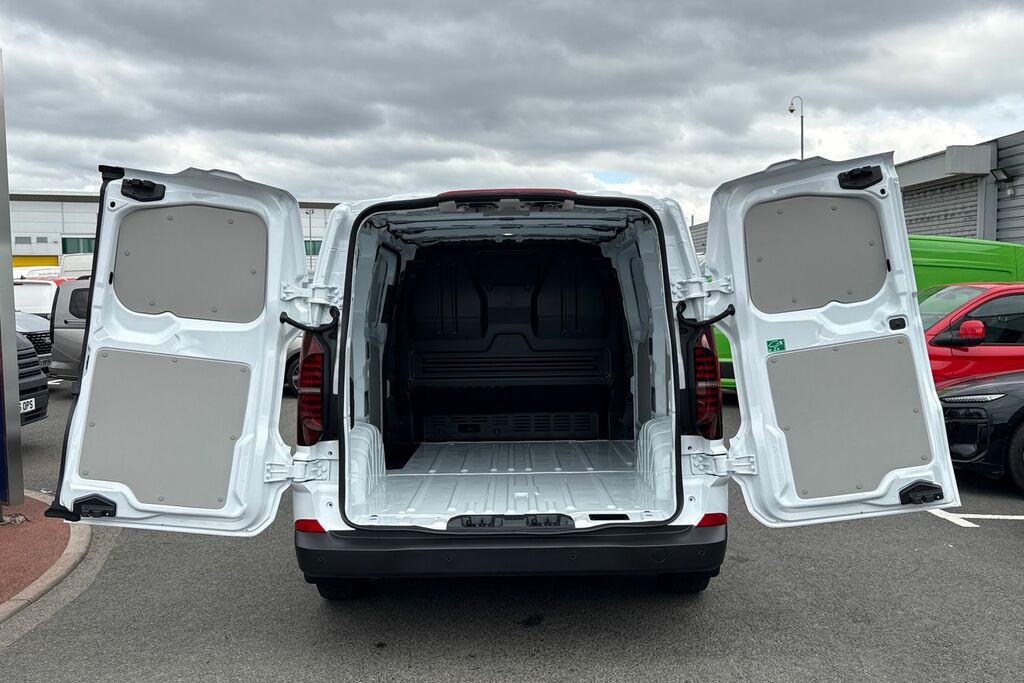 Volkswagen E-Transporter 100Kw 65Kwh Commerce Plus Van White #40