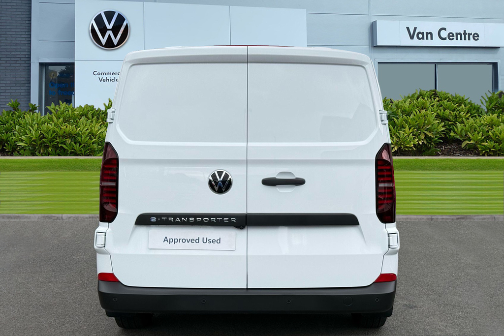 Volkswagen E-Transporter 100Kw 65Kwh Commerce Plus Van White #4
