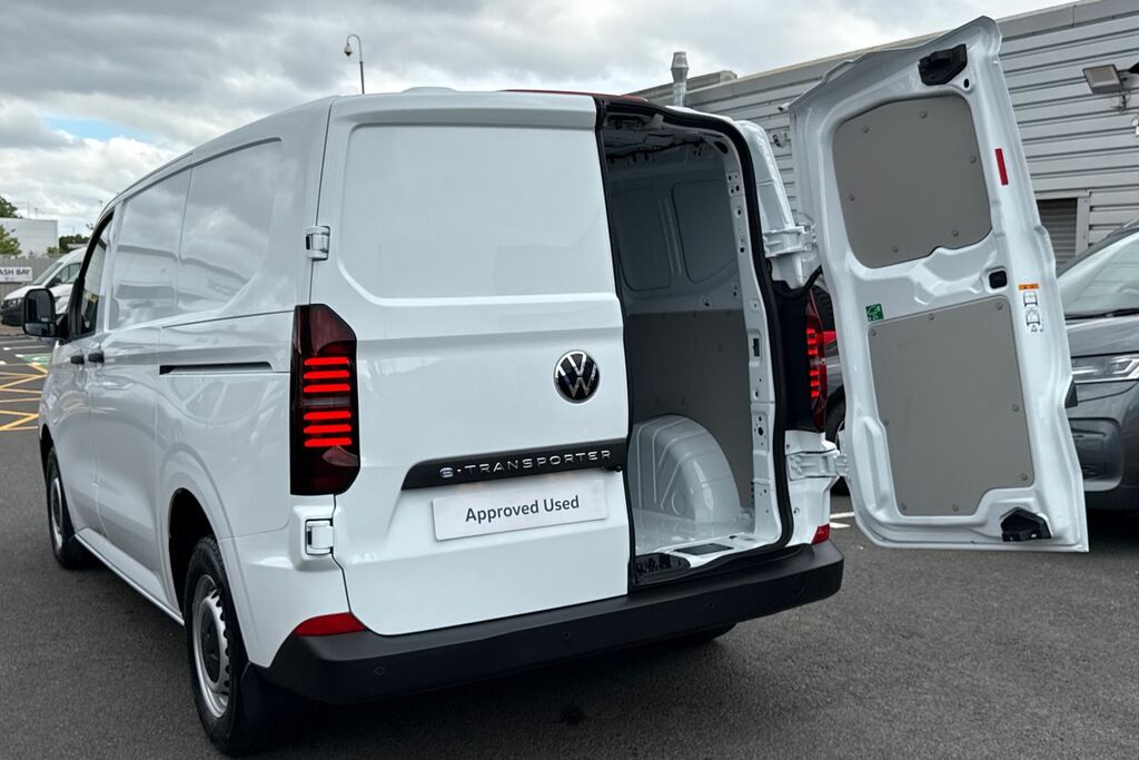 Volkswagen E-Transporter 100Kw 65Kwh Commerce Plus Van White #39