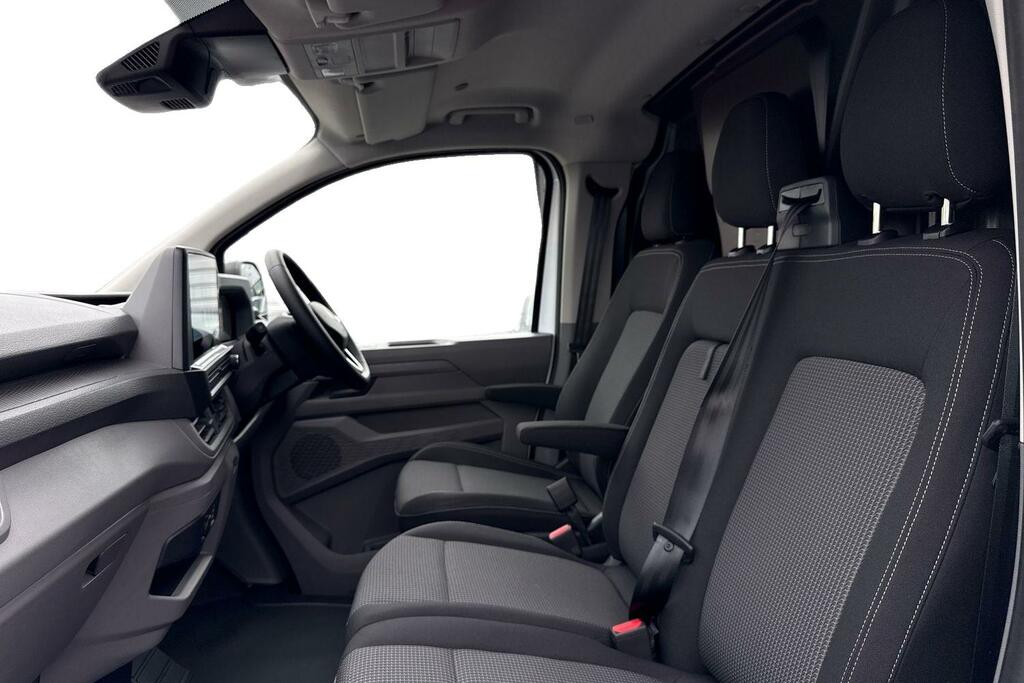 Volkswagen E-Transporter 100Kw 65Kwh Commerce Plus Van White #15