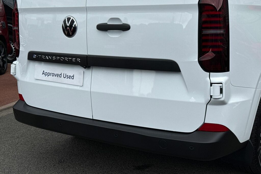 Volkswagen E-Transporter 100Kw 65Kwh Commerce Plus Van White #38