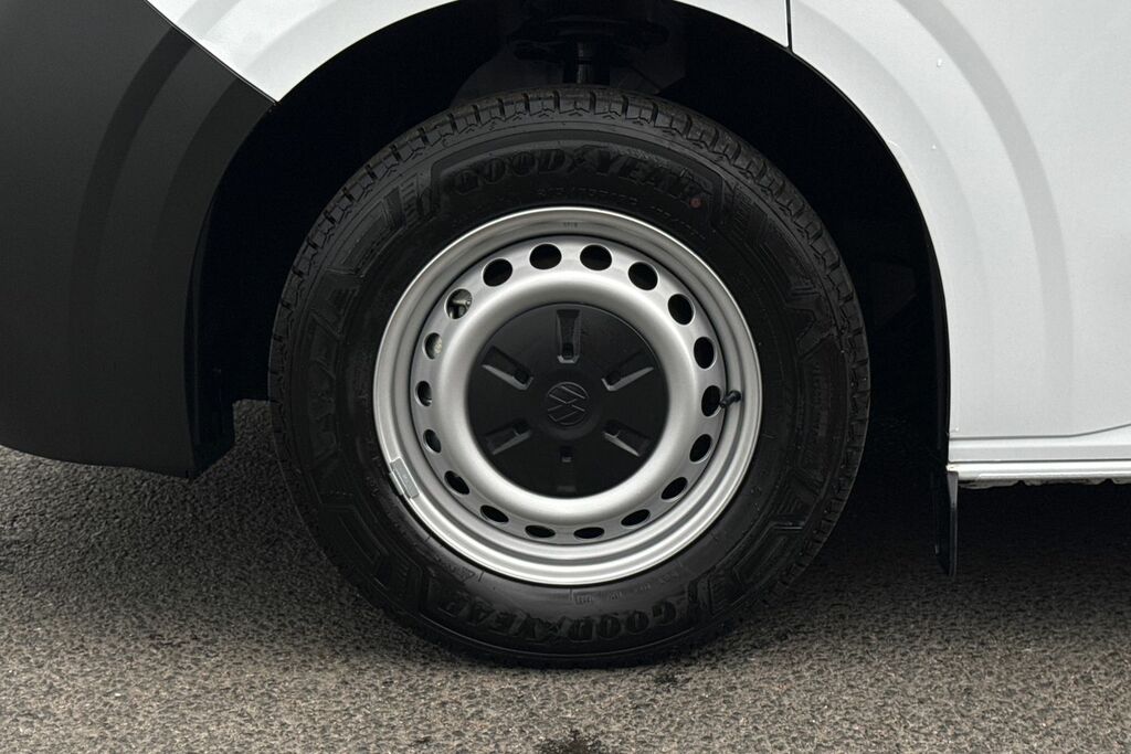 Volkswagen E-Transporter 100Kw 65Kwh Commerce Plus Van White #10