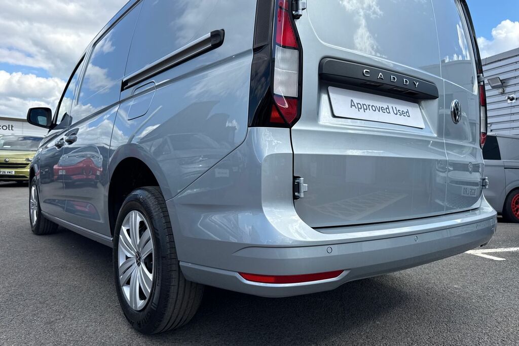Volkswagen Caddy Maxi 2.0 Tdi 122Ps Commerce Pro Van Dsg Tech Pack Black #7