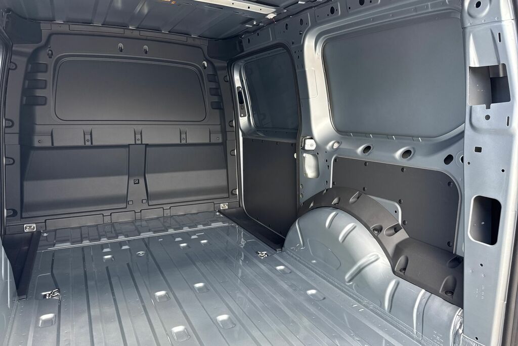 Volkswagen Caddy Maxi 2.0 Tdi 122Ps Commerce Pro Van Dsg Tech Pack Black #28