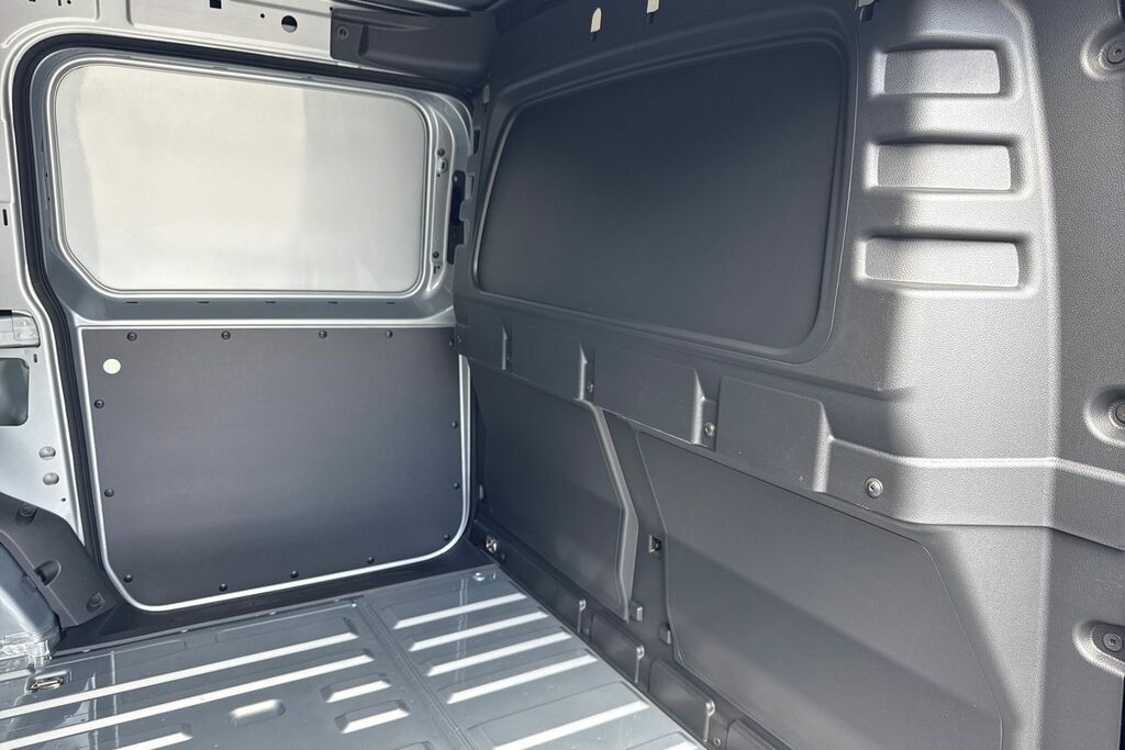 Volkswagen Caddy Maxi 2.0 Tdi 122Ps Commerce Pro Van Dsg Tech Pack Black #35