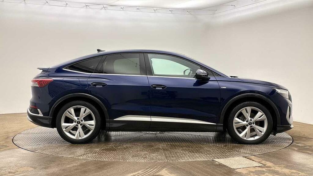 Audi Q4 E Tron Q4 Sportback S Line 35 E-tron 125,00 Kw Blue #4
