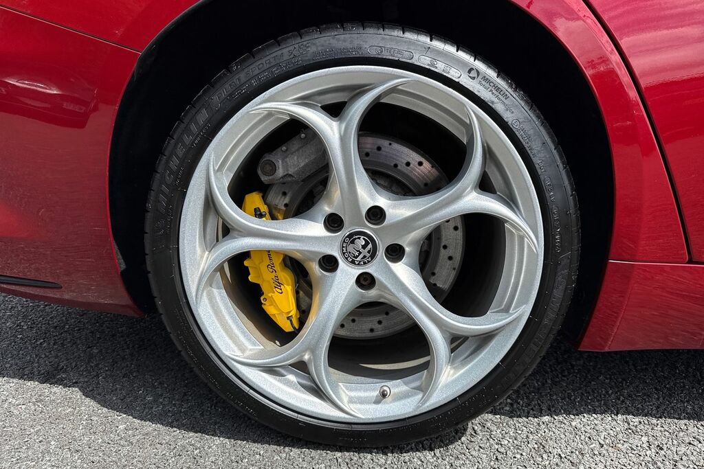 Alfa Romeo Giulia Grey #10