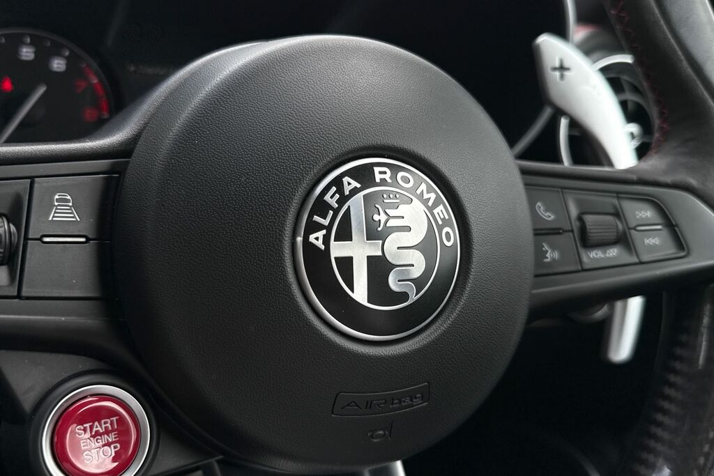 Alfa Romeo Giulia Grey #42