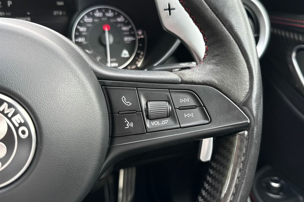 Alfa Romeo Giulia Grey #43