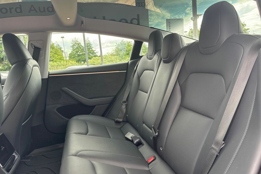 Tesla Model 3 Rwd 4dr Auto White #18