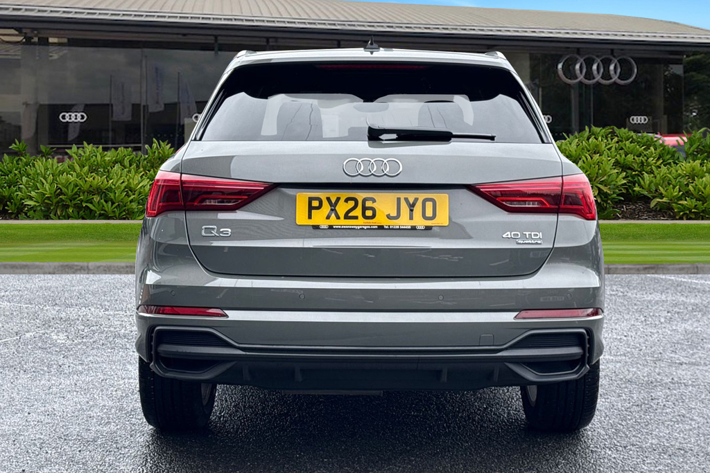Audi Q3 S Line 40 Tdi Quattro 193 Ps S Tronic Grey #4