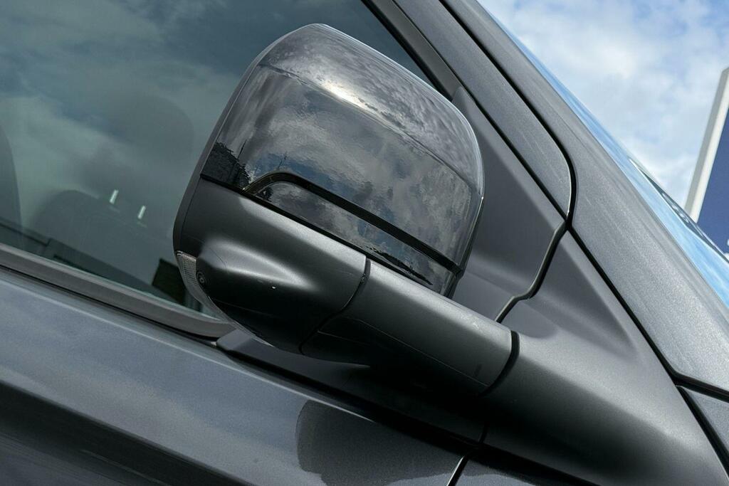 Volkswagen Transporter 2L Commerce Pro Grey #26