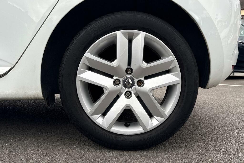 Renault Clio Clio Iconic Tce Silver #22
