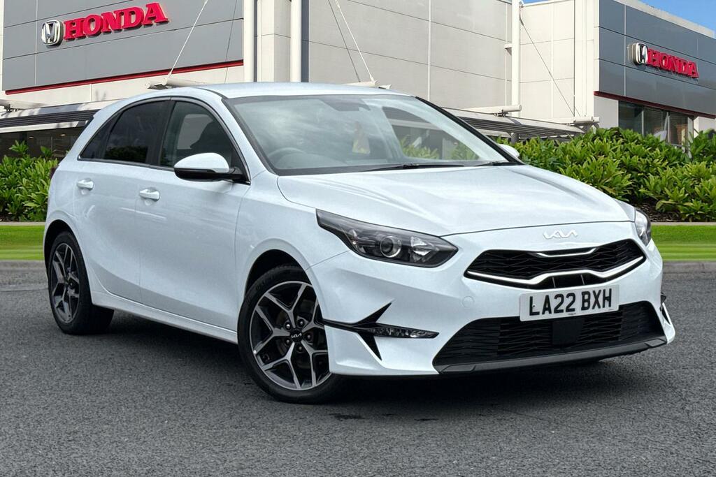 Kia Ceed 1.5T Gdi Isg 3 White