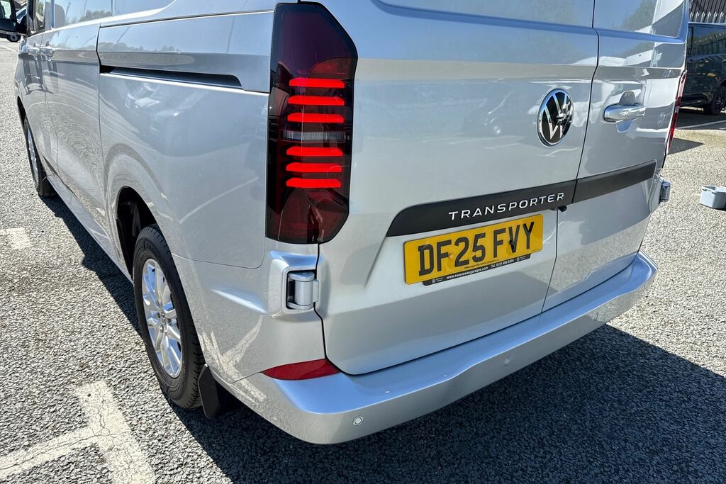 Volkswagen Transporter T32 Panel Van Commerce Pro Swb 170 Ps 2.0 Tdi 8Sp  #7