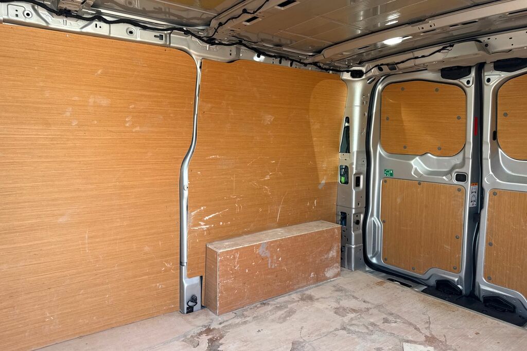 Volkswagen Transporter T32 Panel Van Commerce Pro Swb 170 Ps 2.0 Tdi 8Sp  #18