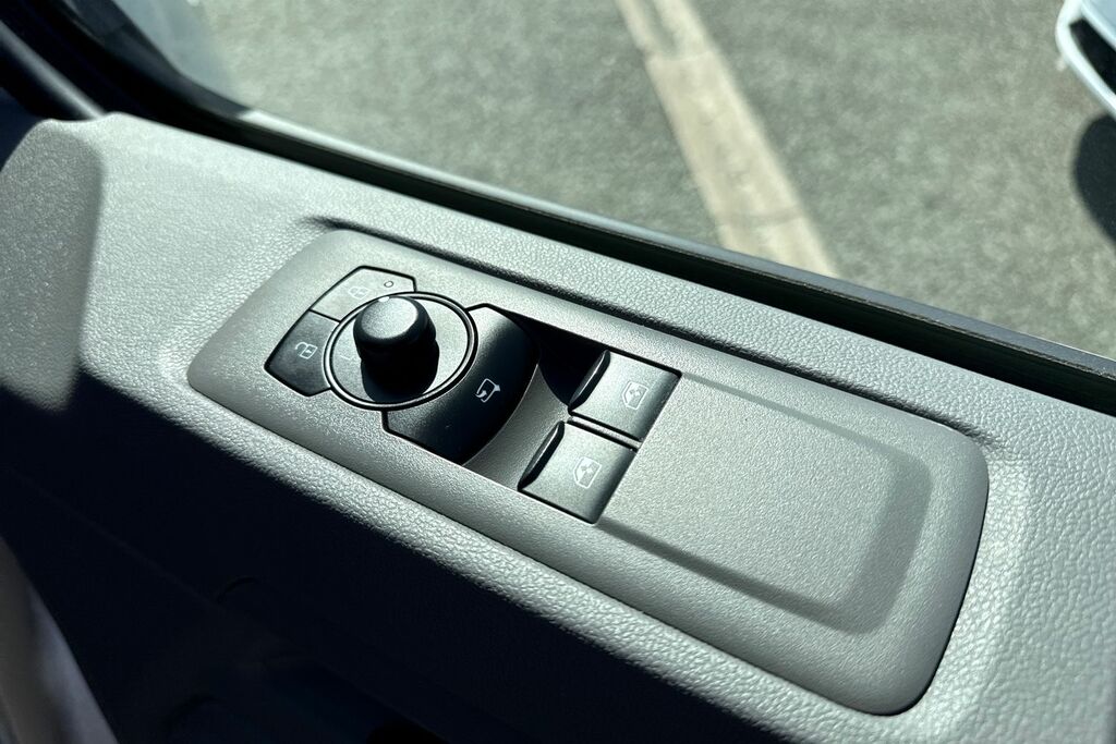 Volkswagen Transporter T32 Panel Van Commerce Pro Swb 170 Ps 2.0 Tdi 8Sp  #20